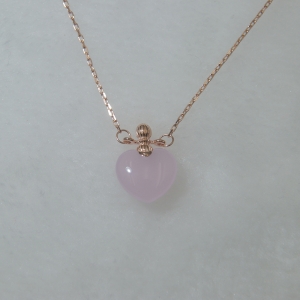 Ожерелье из ожерелья из розового кварца